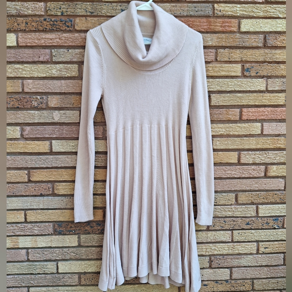 Calvin Klein Medium Light Dusty Pink Pleated Sweater Dress
